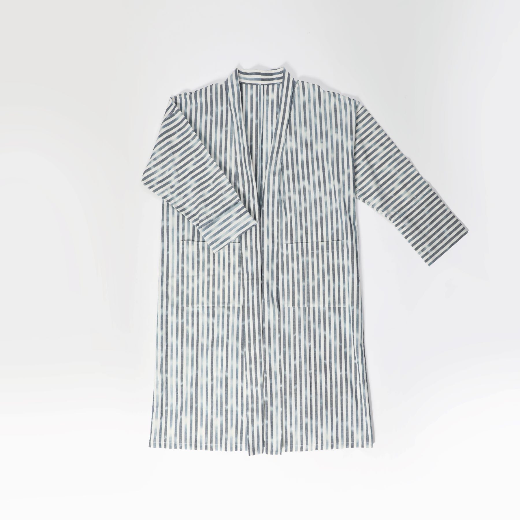 日本の伝統美 JAPAN BLUE【藍染め縞】旅する久留米絣羽織り | 天然藍