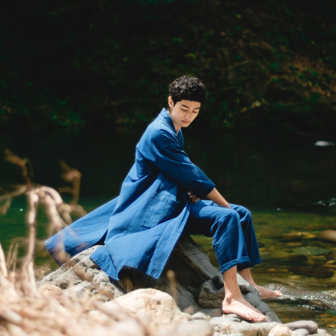 深まる藍色「旅する久留米絣羽織り」JAPAN BLUE・天然藍染め・綿100
