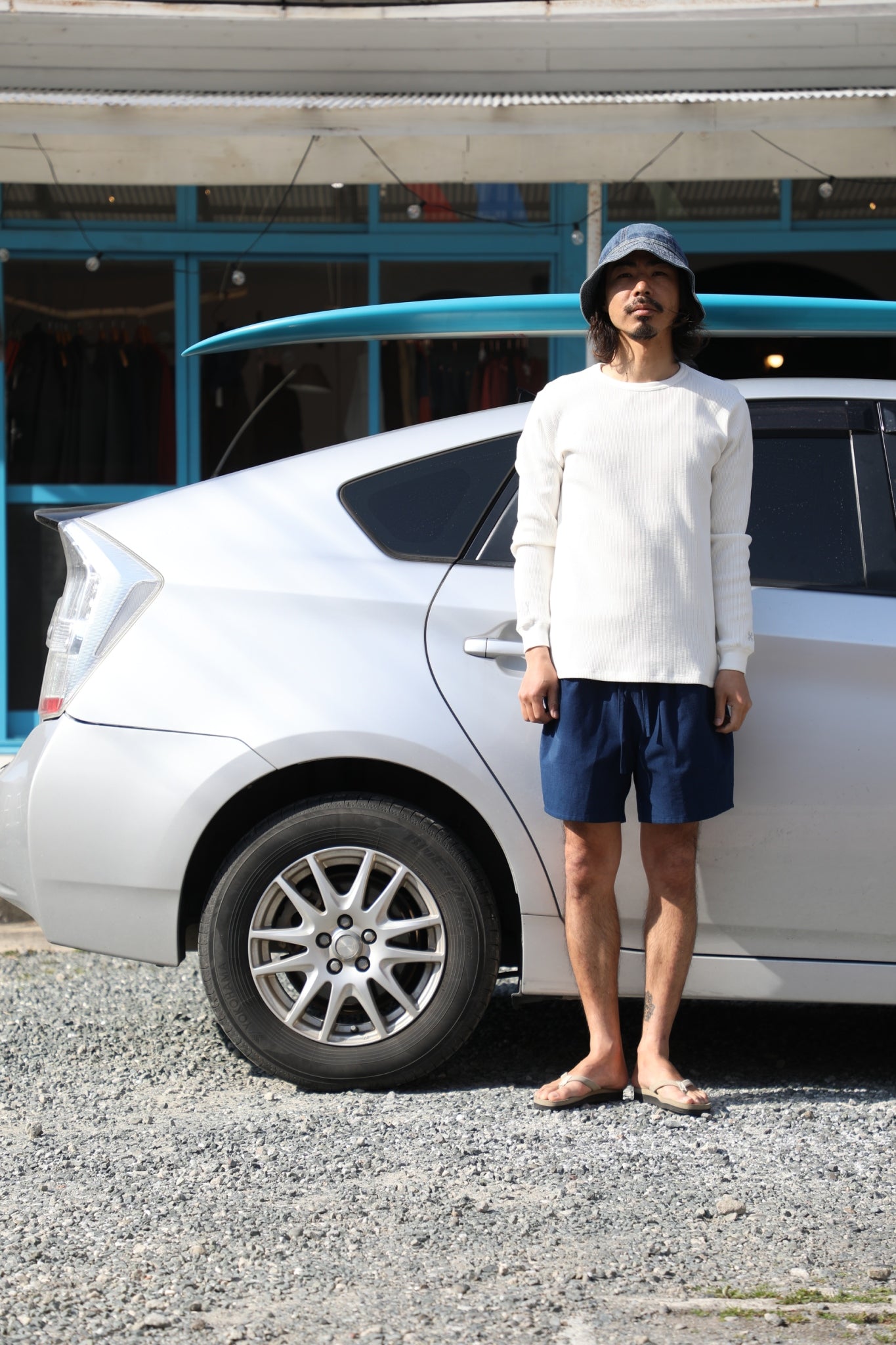 IKI LUCA】冒険と日常を彩る旅する藍染めショートパンツ | JAPAN BLUE