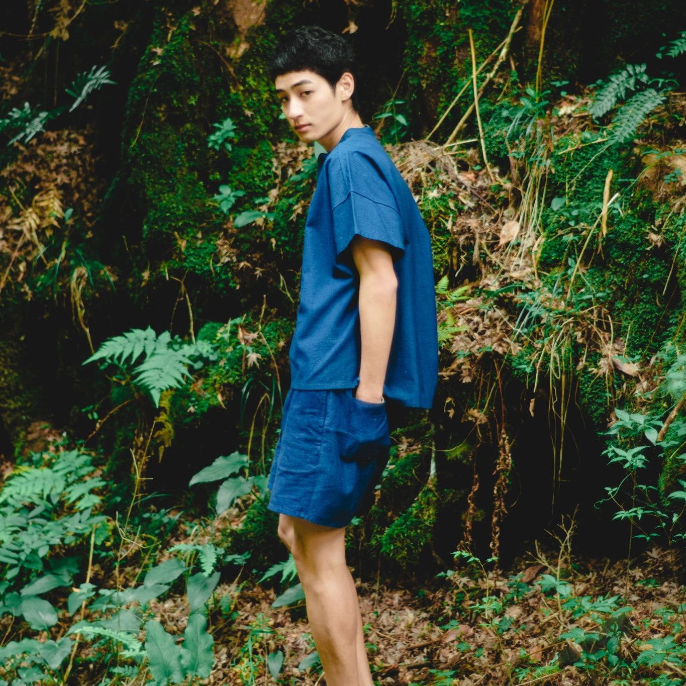 IKI LUCA】冒険と日常を彩る旅する藍染めショートパンツ | JAPAN BLUE