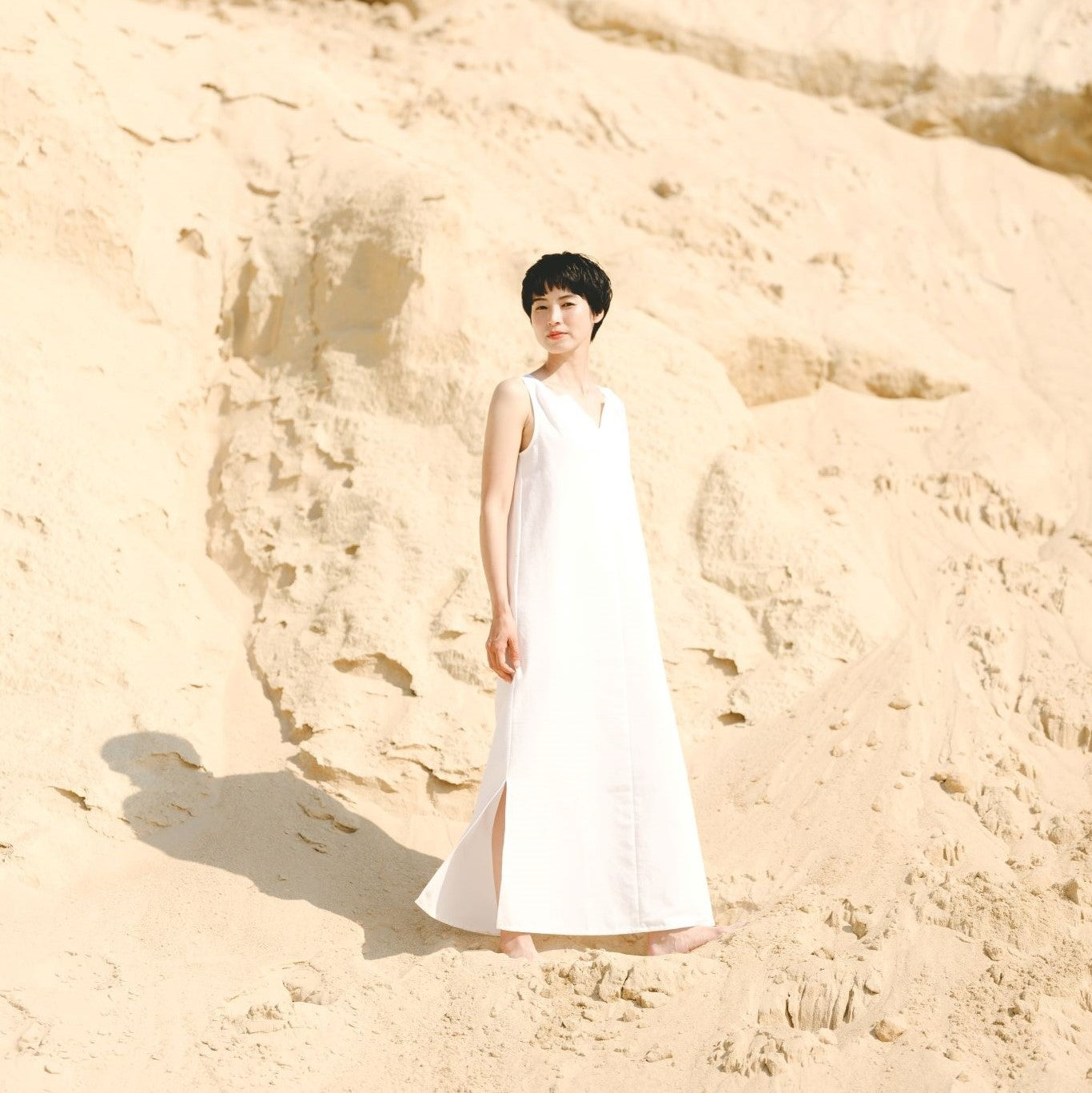 【新品】サトカ Casablanca ワンピース ホワイト 新品】サトカ Casablanca ワンピース ホワイト sara mallika（サラ